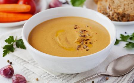 Zupa bakłażanowa - jedwabisty krem z pieczonych warzyw